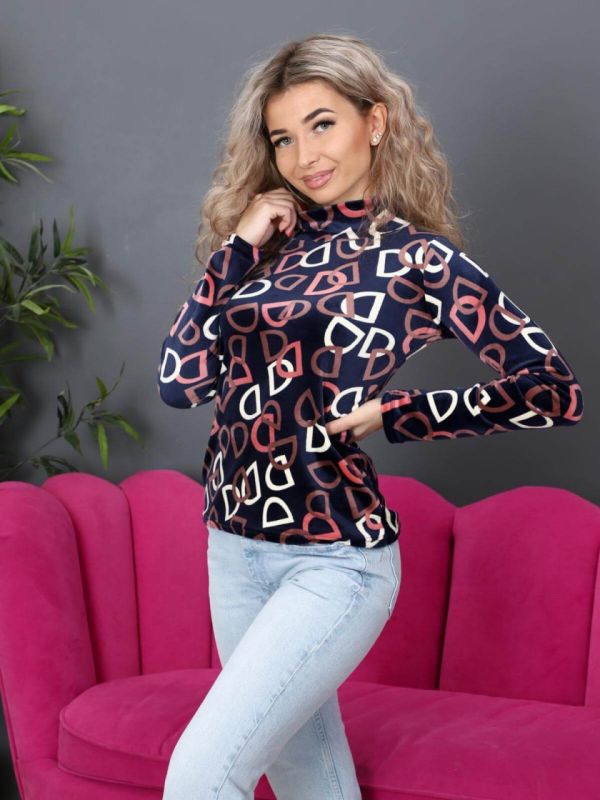 Blaisir Turtleneck (Letters)